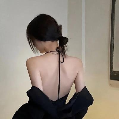 四个羁基的男人